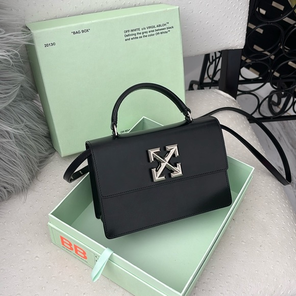 Authentic Off White Jitney Black Crossbody - Picture 1 of 12